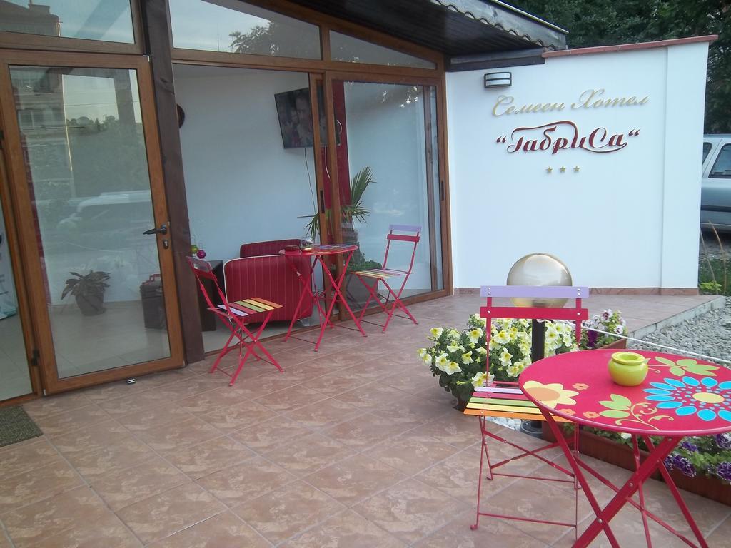 Hotel Gabrisa Razgrad Zewnętrze zdjęcie
