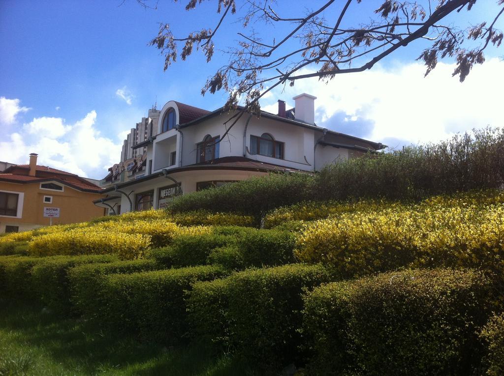 Hotel Gabrisa Razgrad Zewnętrze zdjęcie